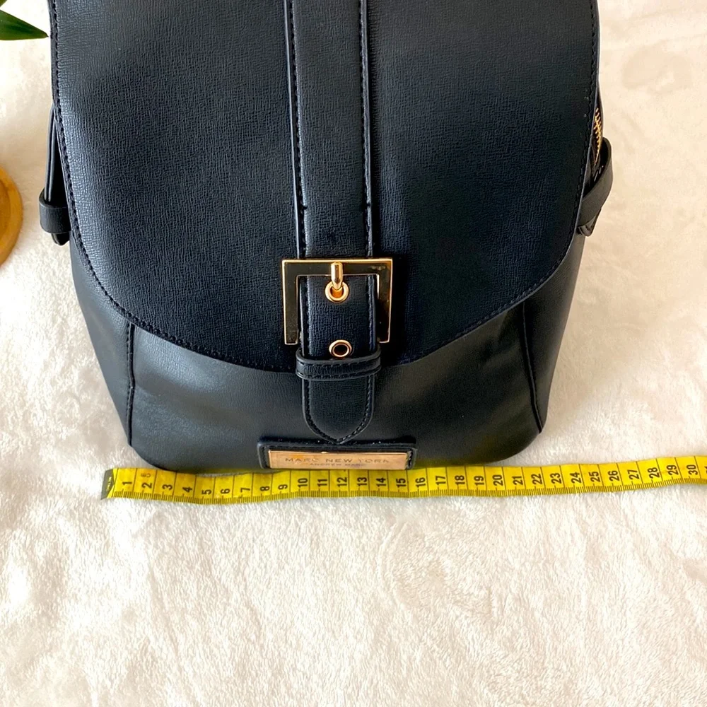 Marc New York Backpack - Picture 4 of 6